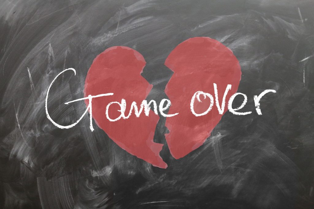 Broken heart- game over